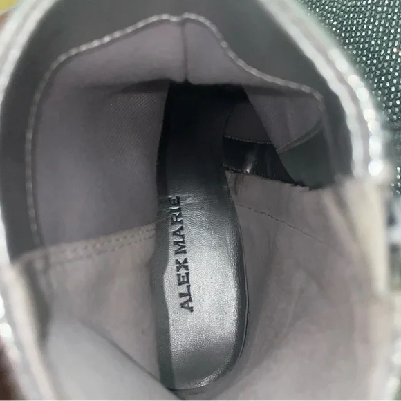 Alex Marie Gaming Rhinestone Ankle Boots 5M Silver Kitten Heel Sparkly Point NWT - Picture 10 of 10